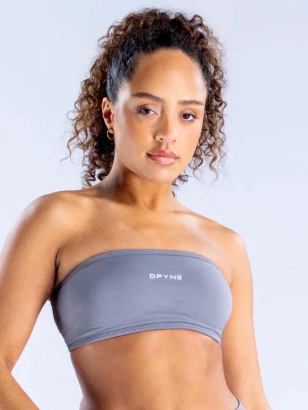 DFYNE Strapless Bandeau Sports Bra in Gray
